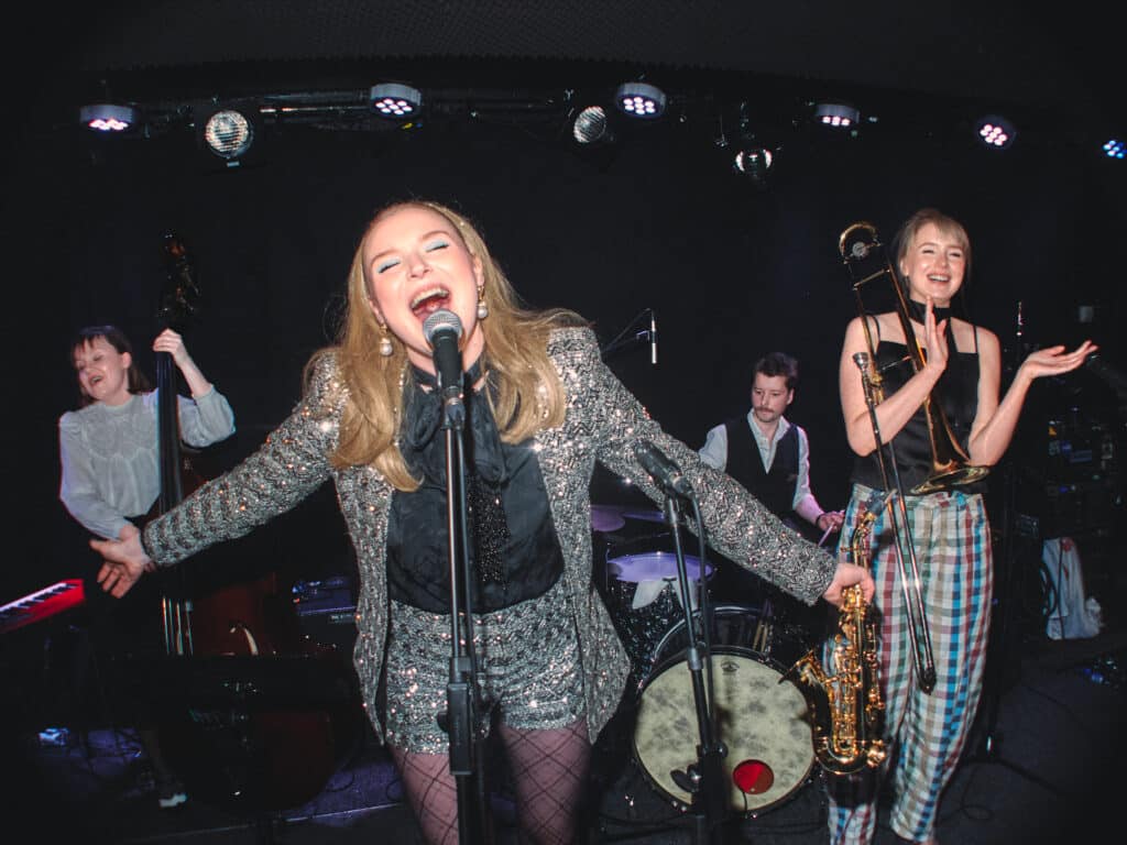 Nanna Carling Swingband_liggande_foto Jeff Dunnings